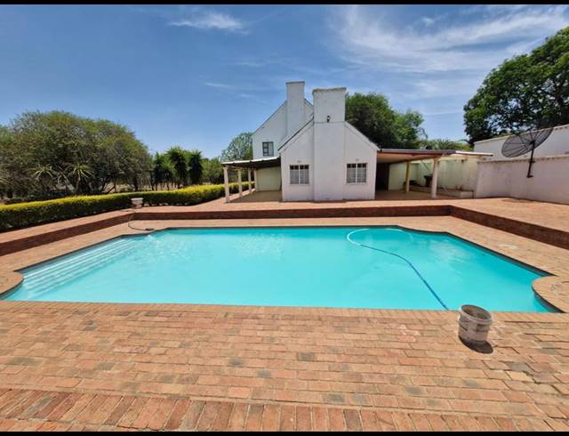 FARM FOR SALE IN MNANDI